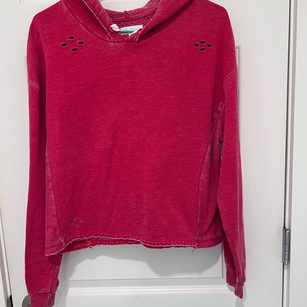 Colsie Red Cropped Long Sleeve Hoodie